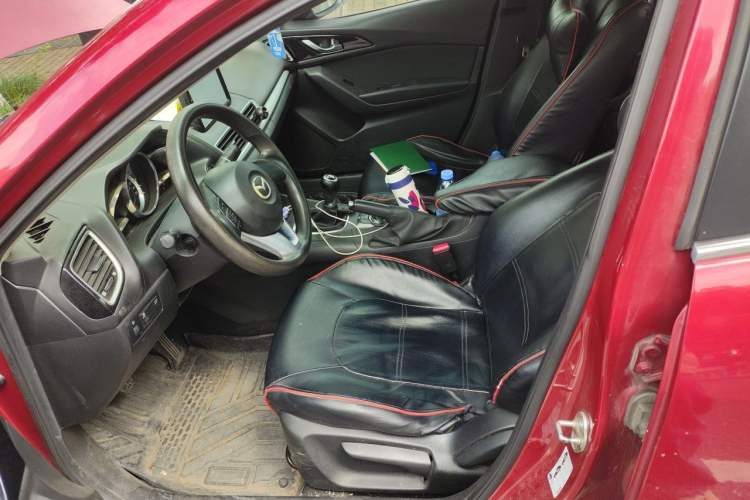 Used Mazda 3 Axela 2014 Sedan 1.5L Manual Comfort Model Left Front Seat