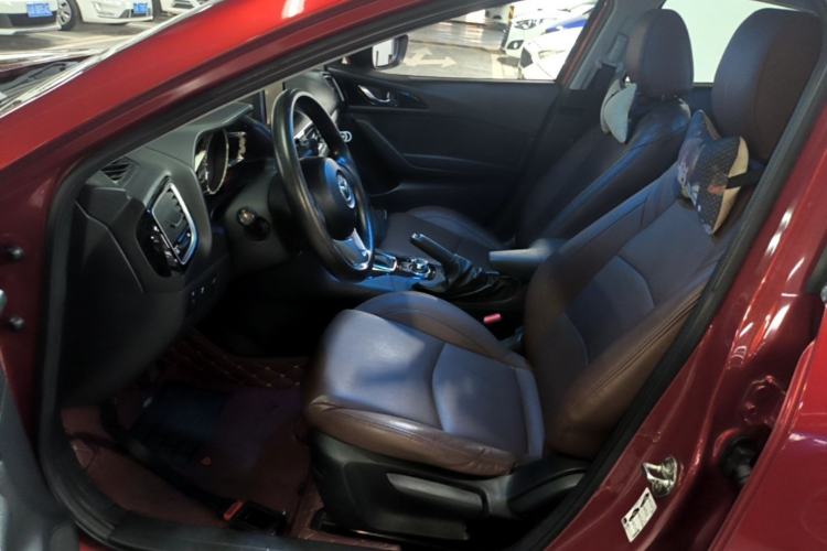 Used Mazda 3 Axela 2014 Sedan 1.5L Automatic Luxury Model Left Front Seat