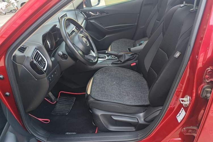 Used Mazda 3 Axela 2014 Sedan 1.5L Automatic Luxury Model Left Front Seat