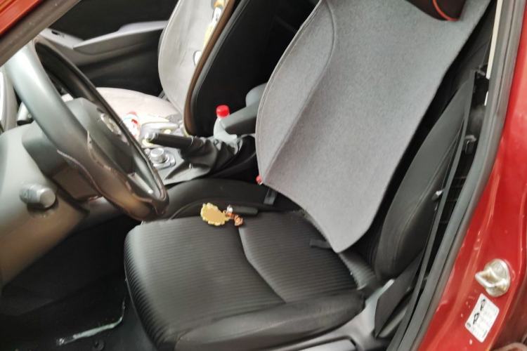 Used Mazda 3 Axela 2014 Sedan 1.5L Automatic Luxury Model Left Front Seat