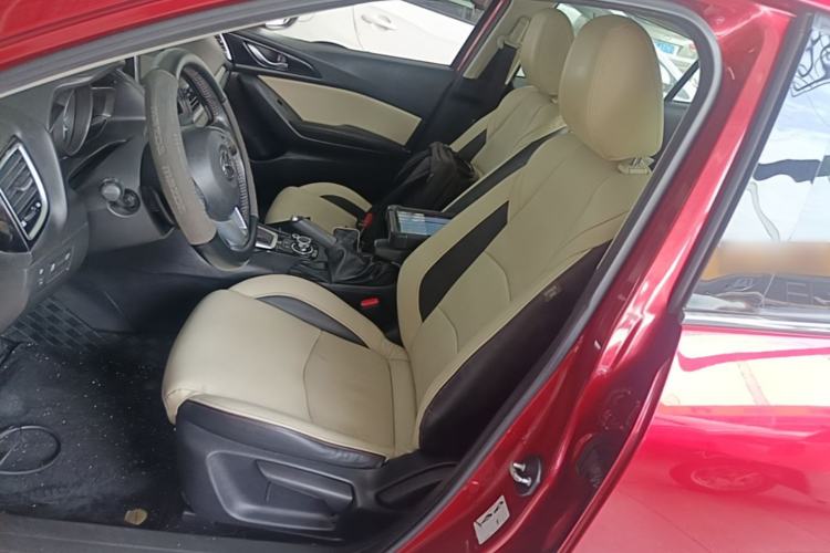 Used Mazda 3 Axela 2014 Sedan 2.0L Automatic Sport Model Left Front Seat