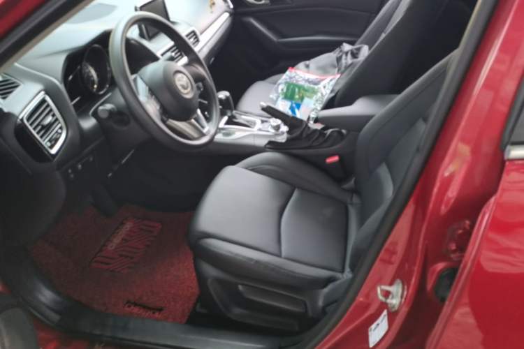 Used Mazda 3 Axela 2014 Sedan 1.5L Automatic Luxury Model Left Front Seat