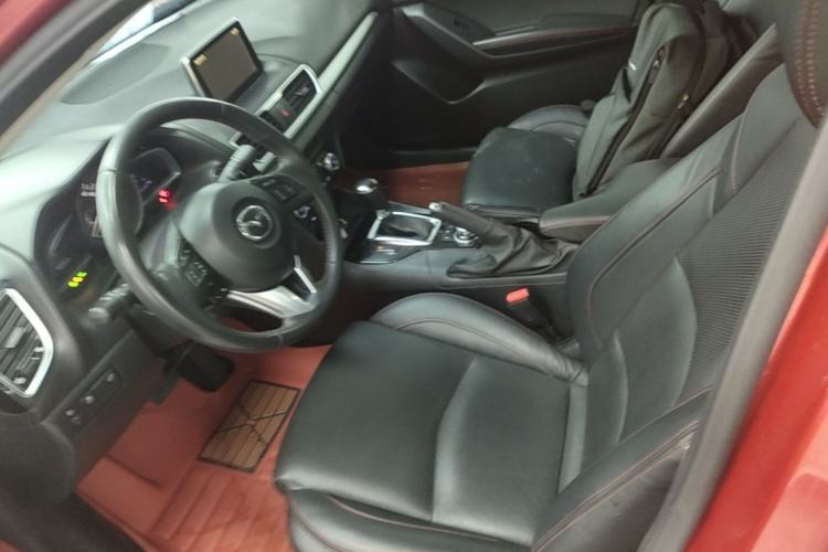 Used Mazda 3 Axela 2014 Sedan 2.0L Automatic Sport Model Left Front Seat