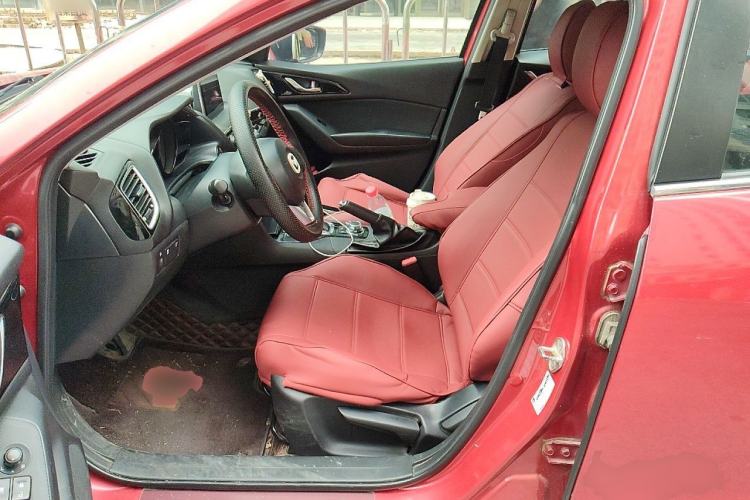 Used Mazda 3 Axela 2014 Sedan 1.5L Automatic Luxury Model Left Front Seat