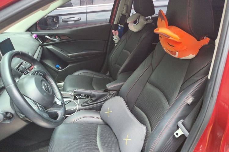 Used Mazda 3 Axela 2014 Hatchback 1.5L Automatic Prestige Model Left Front Seat