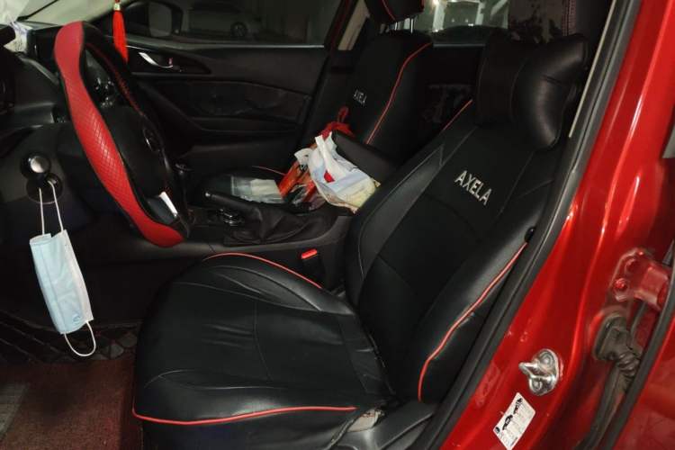 Used Mazda 3 Axela 2014 Sedan 1.5L Manual Comfort Model Left Front Seat
