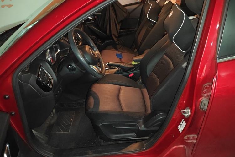 Used Mazda 3 Axela 2014 Sedan 1.5L Automatic Comfort Model Left Front Seat