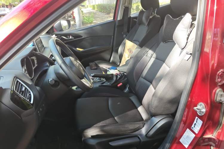 Used Mazda 3 Axela 2014 Sedan 1.5L Automatic Luxury Model Left Front Seat