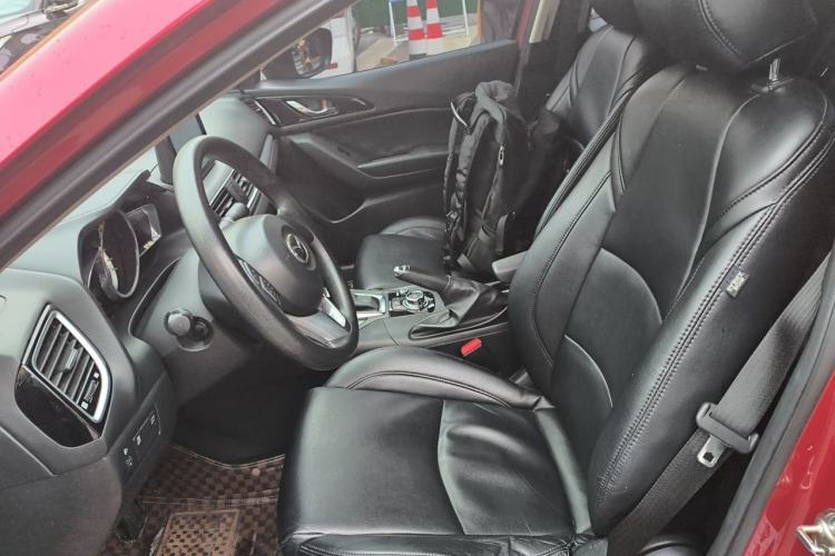 Used Mazda 3 Axela 2014 Sedan 1.5L Automatic Comfort Model Left Front Seat