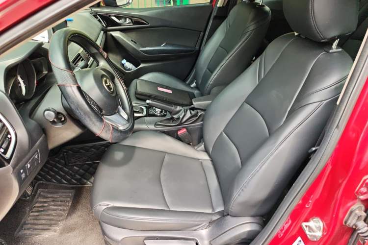 Used Mazda 3 Axela 2014 Sedan 1.5L Automatic Luxury Model Left Front Seat