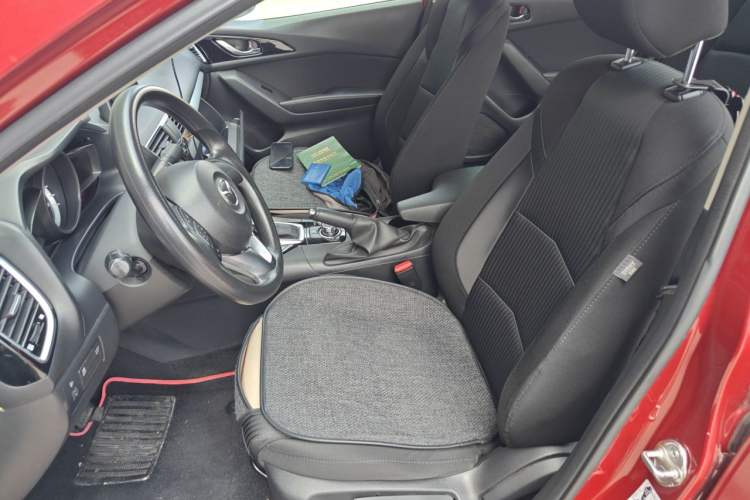 Used Mazda 3 Axela 2014 Sedan 1.5L Automatic Luxury Model Left Front Seat