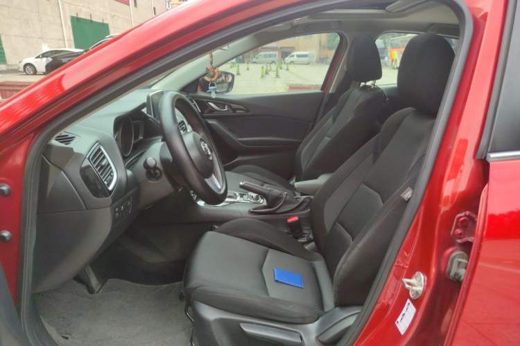 Used Mazda 3 Axela 2014 Sedan 1.5L Automatic Luxury Model Left Front Seat