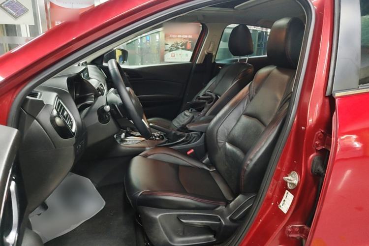 Used Mazda 3 Axela 2014 Sedan 2.0L Automatic Sport Model Left Front Seat