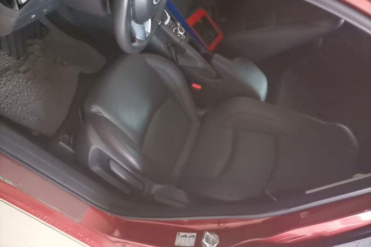 Used Mazda 3 Axela 2014 Hatchback 2.0L Automatic Flagship Model Left Front Seat