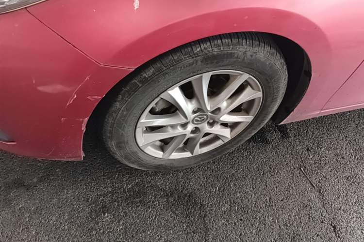 Used Mazda 3 Axela 2014 Sedan 1.5L Automatic Luxury Model Left Front Wheel Hub