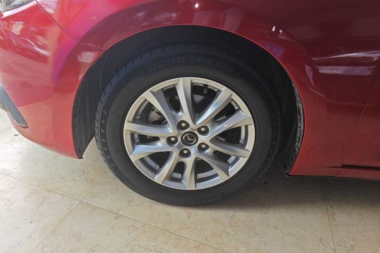 Used Mazda 3 Axela 2014 Sedan 1.5L Automatic Luxury Model Left Front Wheel Hub