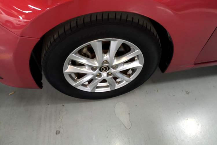 Used Mazda 3 Axela 2014 Sedan 1.5L Automatic Luxury Model Left Front Wheel Hub