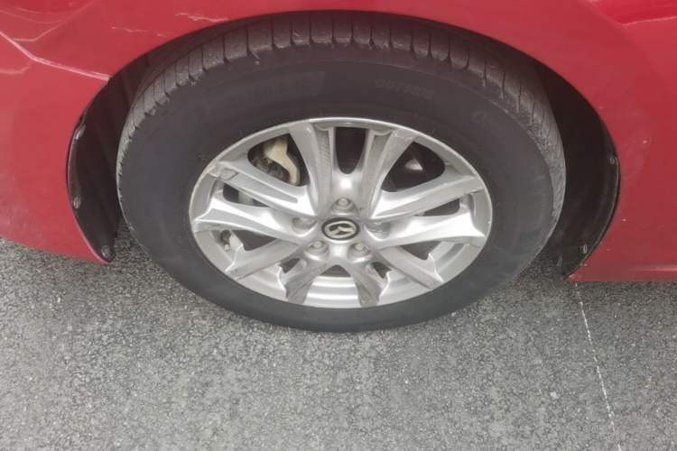 Used Mazda 3 Axela 2014 Sedan 1.5L Automatic Luxury Model Left Front Wheel Hub