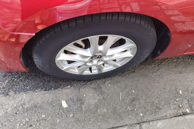 Used Mazda 3 Axela 2014 Sedan 1.5L Automatic Luxury Model Left Front Wheel Hub
