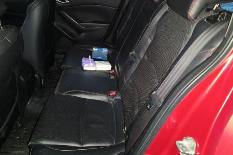 Used Mazda 3 Axela 2014 Hatchback 2.0L Automatic Flagship Model Left Rear Seat