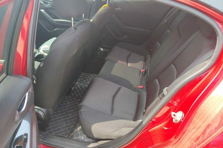 Used Mazda 3 Axela 2014 Sedan 1.5L Automatic Luxury Model Left Rear Seat