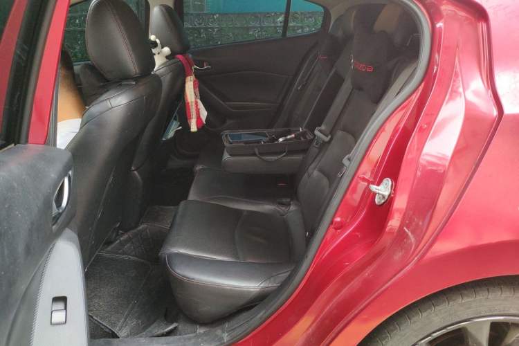 Used Mazda 3 Axela 2014 Hatchback 2.0L Automatic Flagship Model Left Rear Seat