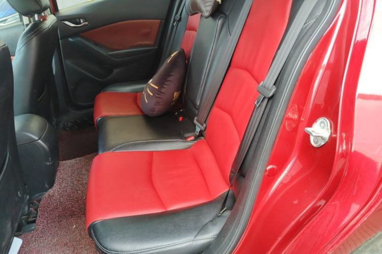 Used Mazda 3 Axela 2014 Sedan 1.5L Automatic Comfort Model Left Rear Seat