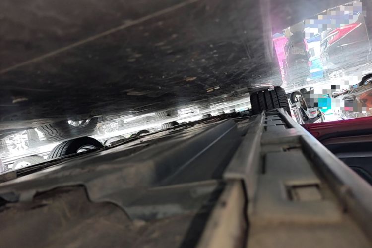 Used Mazda 3 Axela 2014 Sedan 2.0L Automatic Sport Model Left Side Sill