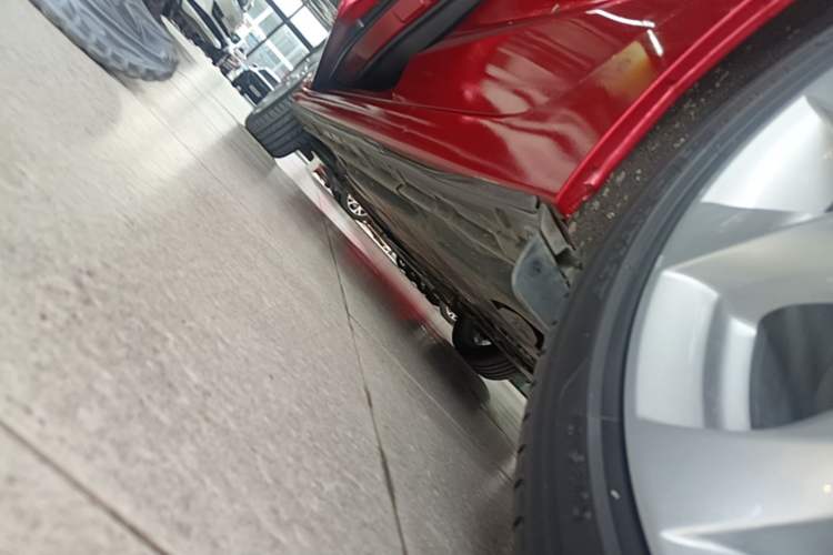 Used Mazda 3 Axela 2014 Sedan 2.0L Automatic Sport Model Left Side Sill
