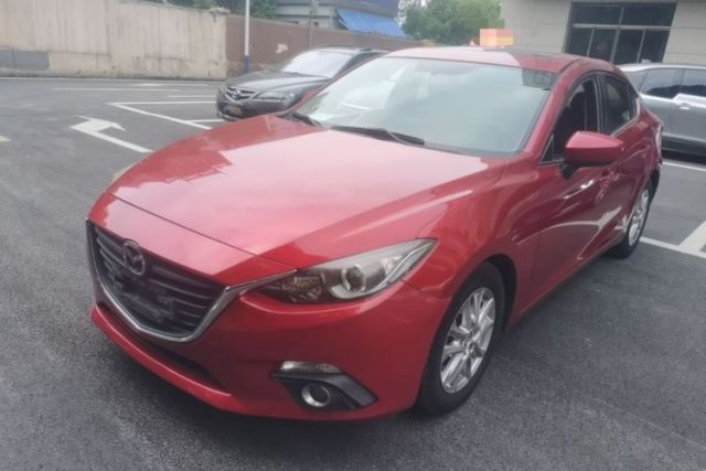 Used Mazda 3 Axela 2014 Sedan 1.5L Automatic Luxury Model