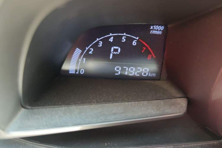 Used Mazda 3 Axela 2014 Sedan 1.5L Automatic Luxury Model Odometer Close Up
