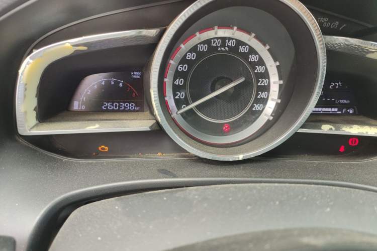 Used Mazda 3 Axela 2014 Sedan 1.5L Manual Comfort Model Odometer Close Up