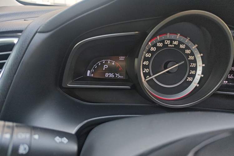 Used Mazda 3 Axela 2014 Sedan 1.5L Automatic Luxury Model Odometer Close Up