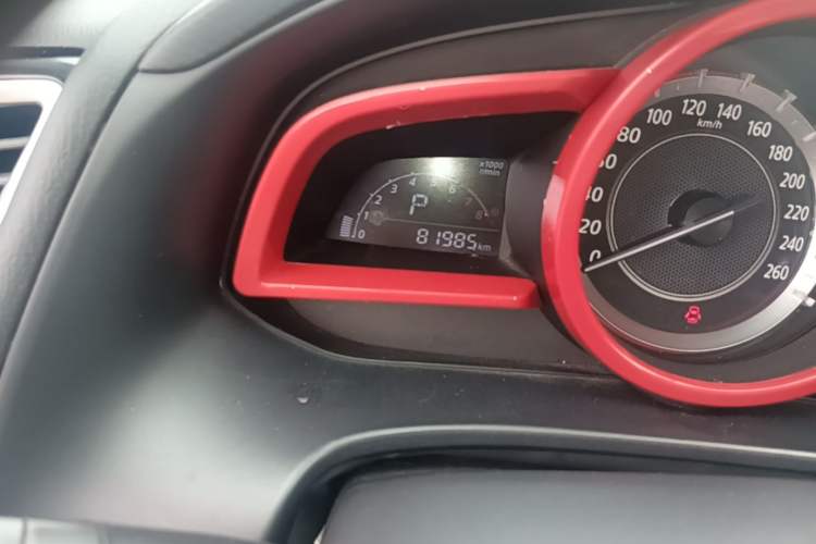 Used Mazda 3 Axela 2014 Sedan 1.5L Automatic Comfort Model Odometer Close Up
