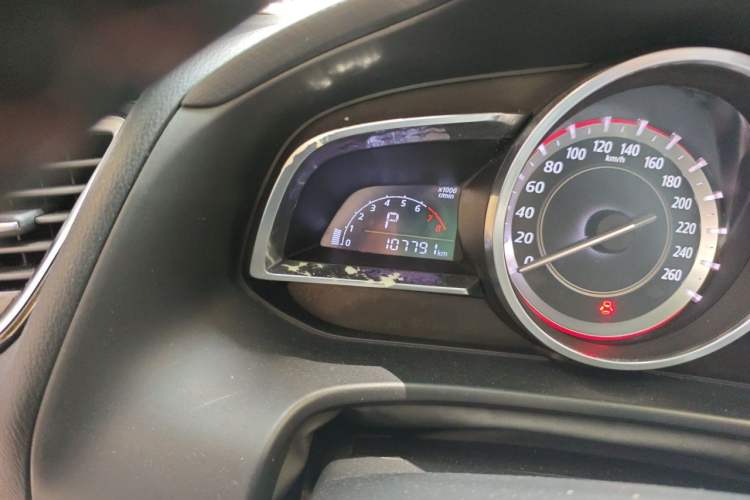 Used Mazda 3 Axela 2014 Hatchback 2.0L Automatic Sport Model Odometer Close Up