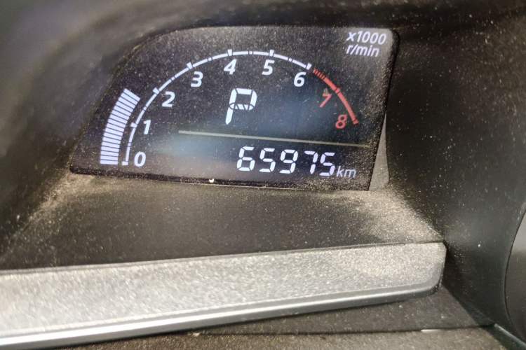 Used Mazda 3 Axela 2014 Sedan 1.5L Automatic Luxury Model Odometer Close Up