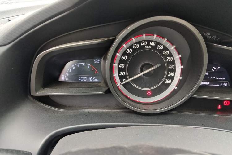 Used Mazda 3 Axela 2014 Sedan 1.5L Manual Comfort Model Odometer Close Up