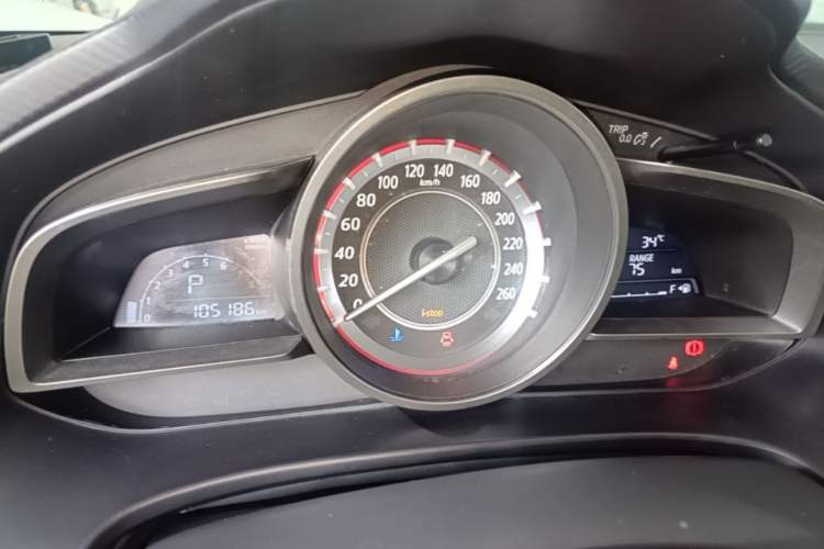 Used Mazda 3 Axela 2014 Sedan 2.0L Automatic Sport Model Odometer Close Up