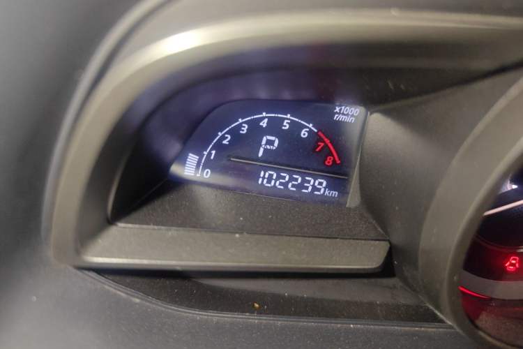 Used Mazda 3 Axela 2014 Sedan 2.0L Automatic Sport Model Odometer Close Up