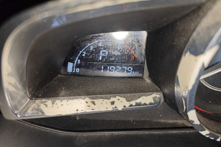 Used Mazda 3 Axela 2014 Sedan 1.5L Automatic Comfort Model Odometer Close Up