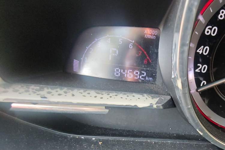 Used Mazda 3 Axela 2014 Sedan 1.5L Automatic Luxury Model Odometer Close Up
