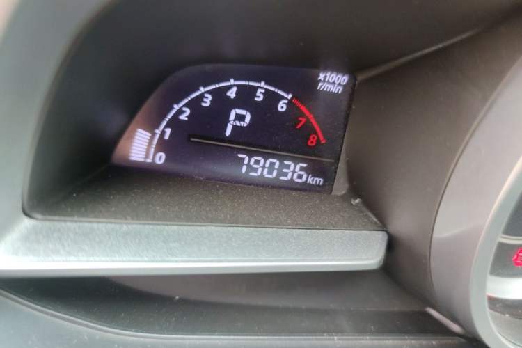 Used Mazda 3 Axela 2014 Sedan 1.5L Automatic Luxury Model Odometer Close Up