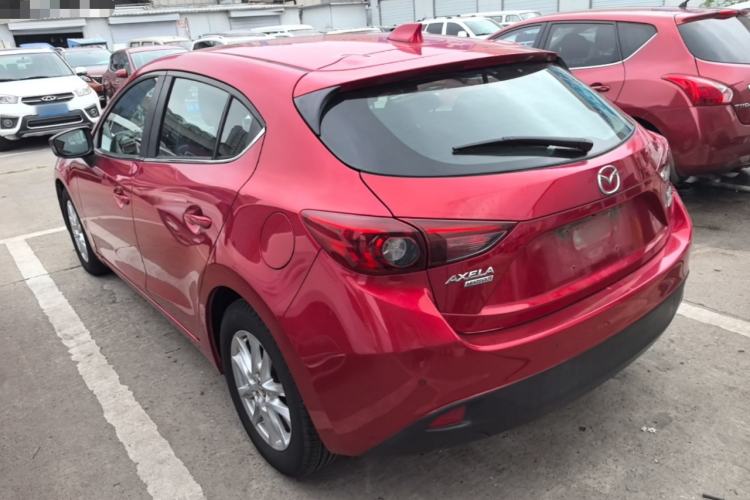 Used Mazda 3 Axela 2014 Hatchback 1.5L Automatic Luxury Model Rear Left 45 Deg