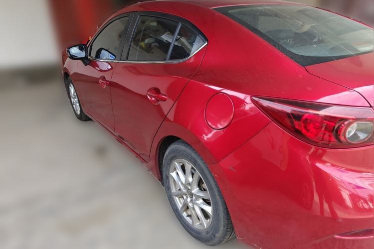 Used Mazda 3 Axela 2014 Sedan 1.5L Automatic Comfort Model Rear Left 45 Deg
