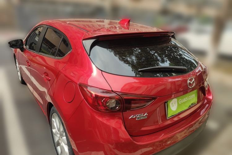 Used Mazda 3 Axela 2014 Hatchback 2.0L Automatic Sport Model Rear Left 45 Deg