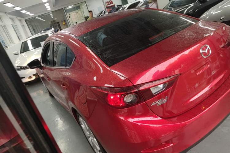 Used Mazda 3 Axela 2014 Sedan 2.0L Automatic Sport Model Rear Left 45 Deg