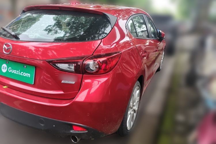 Used Mazda 3 Axela 2014 Hatchback 2.0L Automatic Flagship Model Rear Right 45 Deg