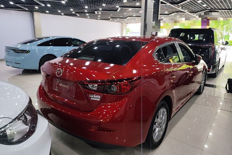 Used Mazda 3 Axela 2014 Sedan 1.5L Automatic Luxury Model Rear Right 45 Deg