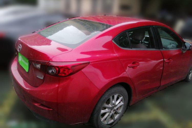 Used Mazda 3 Axela 2014 Sedan 1.5L Automatic Luxury Model Rear Right 45 Deg