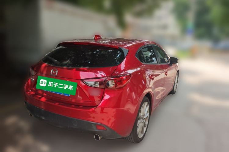 Used Mazda 3 Axela 2014 Hatchback 2.0L Automatic Sport Model Rear Right 45 Deg